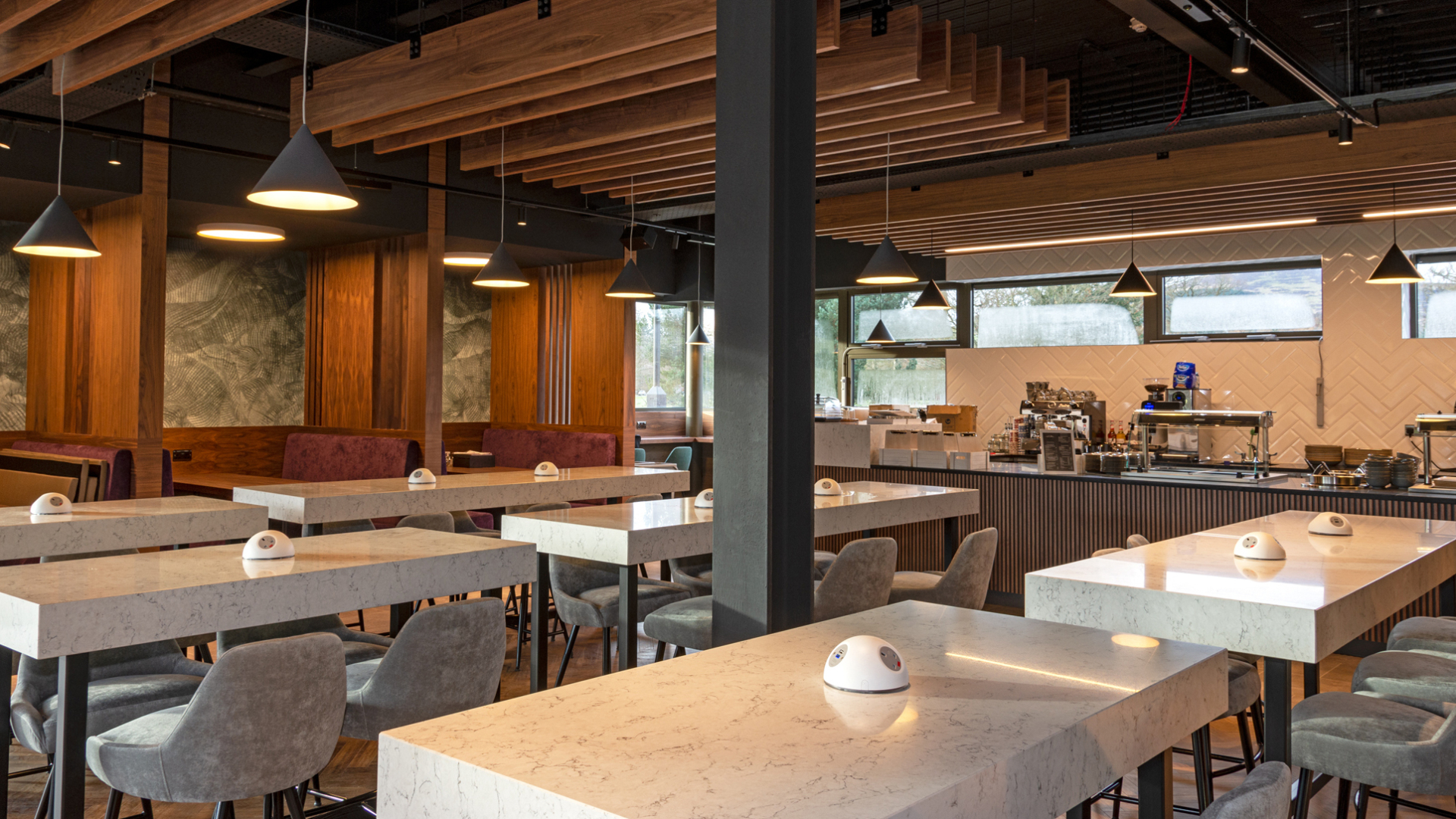 Oberlanders sector retail hospitality
