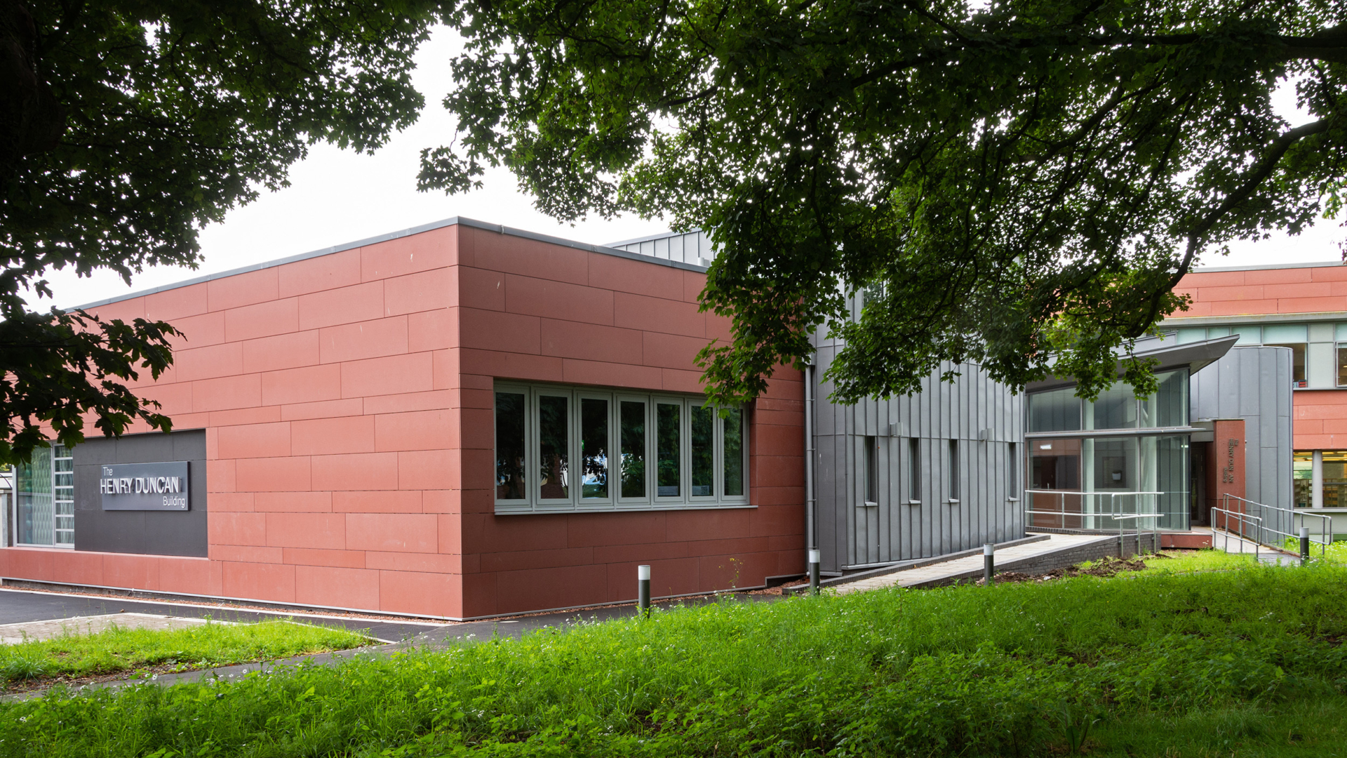 Dumfries Galloway College STEM teaching hubs